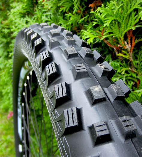 The Schwable Magic Mary 29 Tire: Your Ticket to Smoother Rides